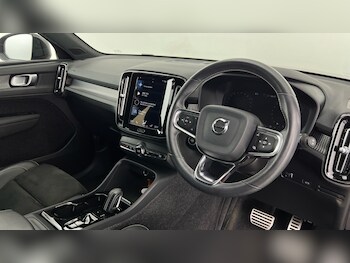 Used Volvo XC40 2021 for sale - 78128947: Photo