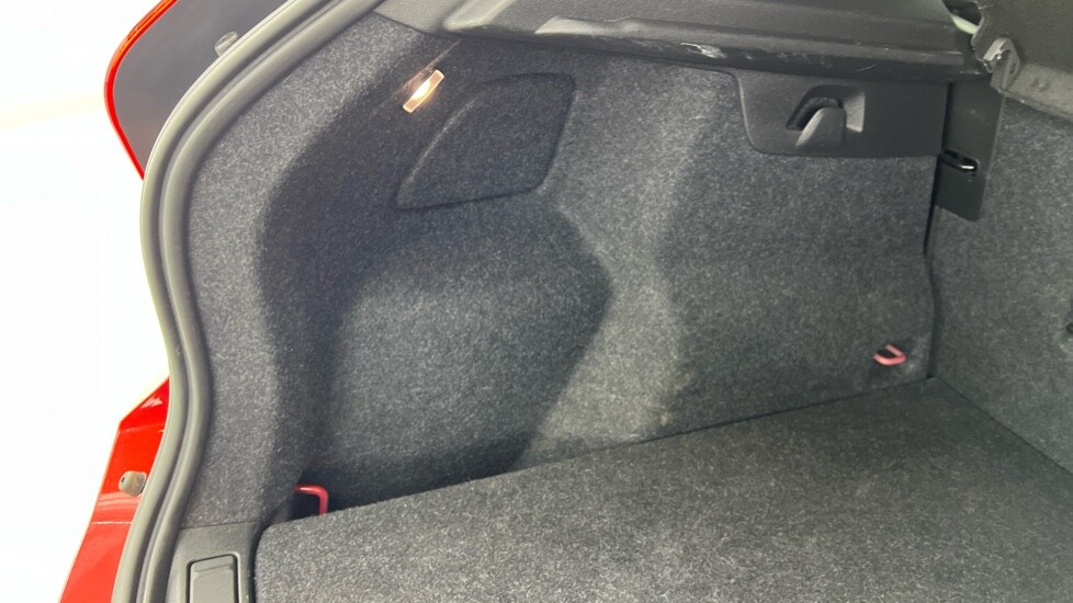 Used Volvo XC40 2021 for sale - 78128947: Photo 50