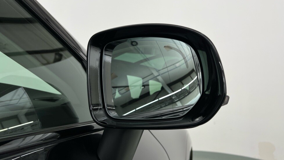 Used Volvo XC60 2025 for sale - 77678848: Photo 32