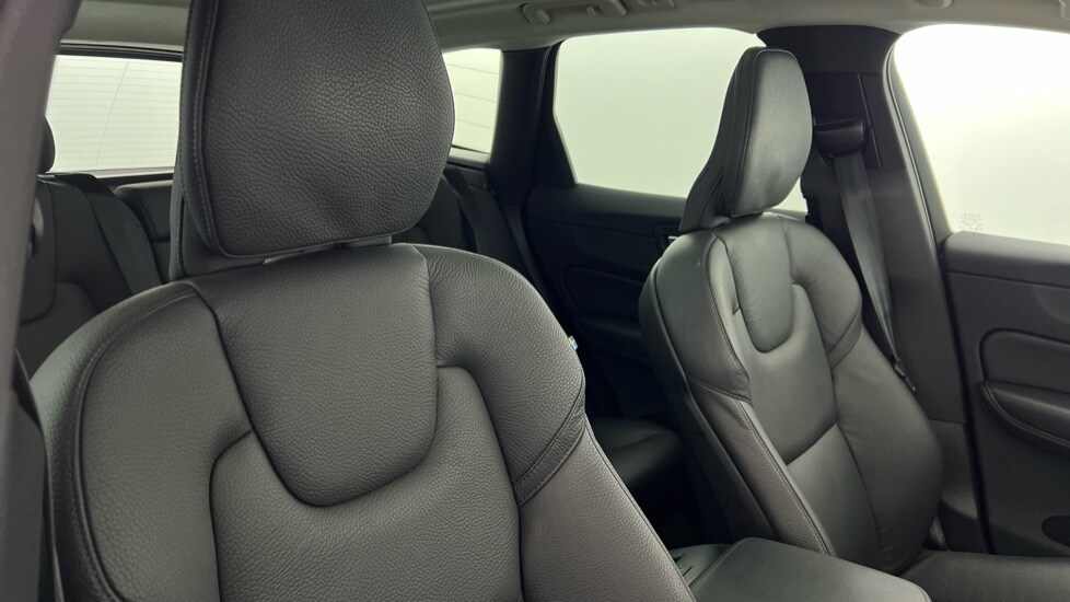 Used Volvo XC60 2025 for sale - 77678848: Photo 38