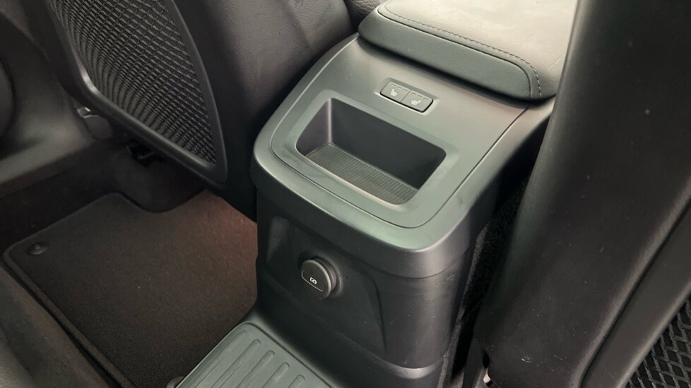 Used Volvo XC60 2025 for sale - 77678848: Photo 42