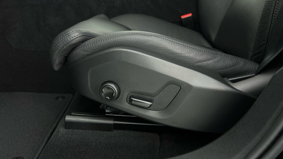 Used Volvo XC60 2025 for sale - 77678848: Photo 64