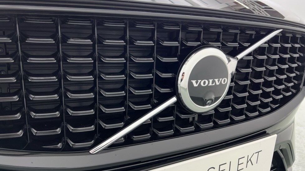 Used Volvo XC60 2025 for sale - 77678848: Photo 70