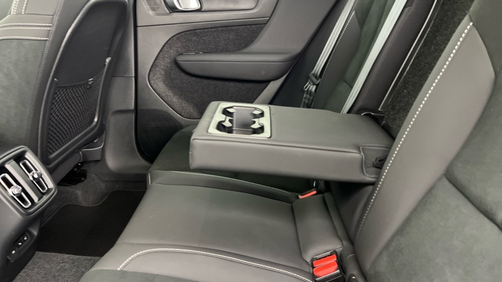 Used Volvo XC40 2024 for sale - 76458962: Photo 34