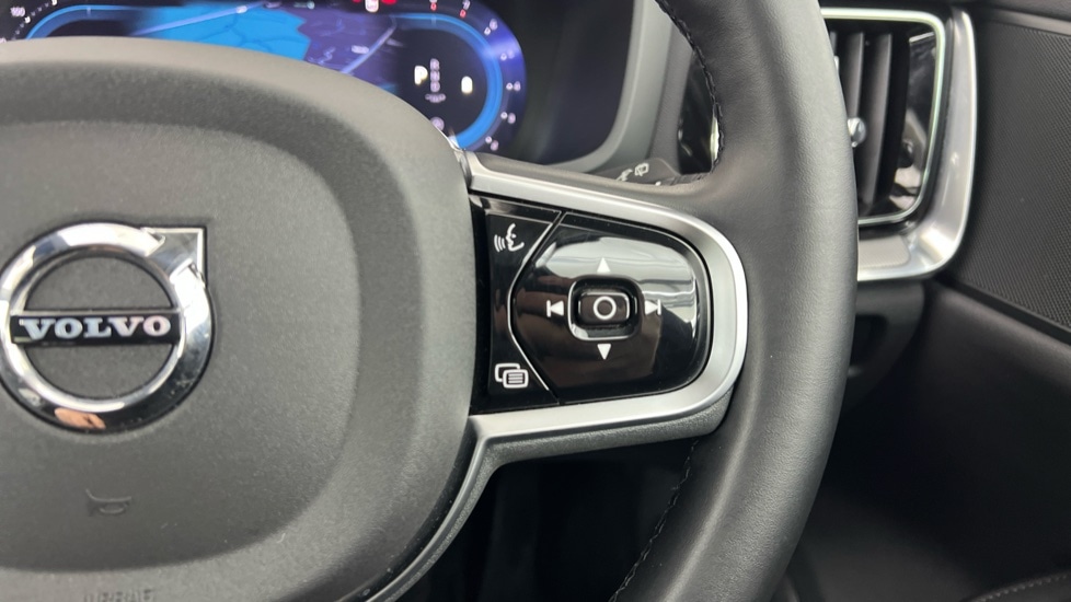 Used Volvo V60 2025 for sale - 77565438: Photo 22