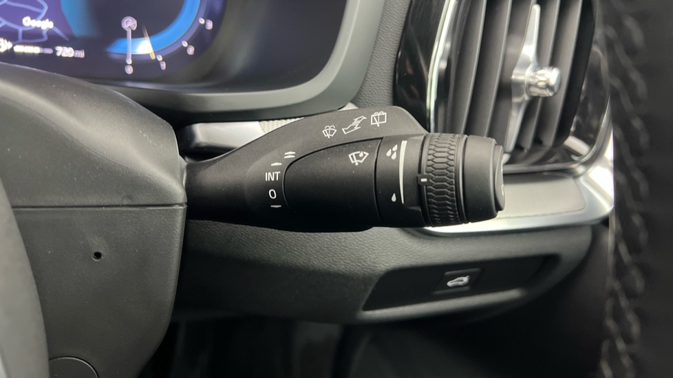 Used Volvo V60 2025 for sale - 77565438: Photo 23