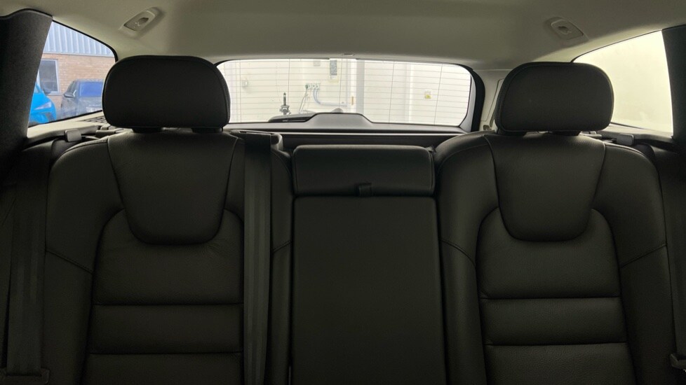 Used Volvo V60 2025 for sale - 77565438: Photo 36