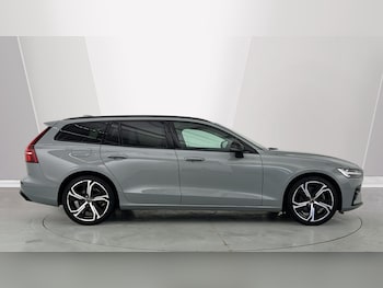 Used Volvo V60 2025 for sale - 77565438: Photo