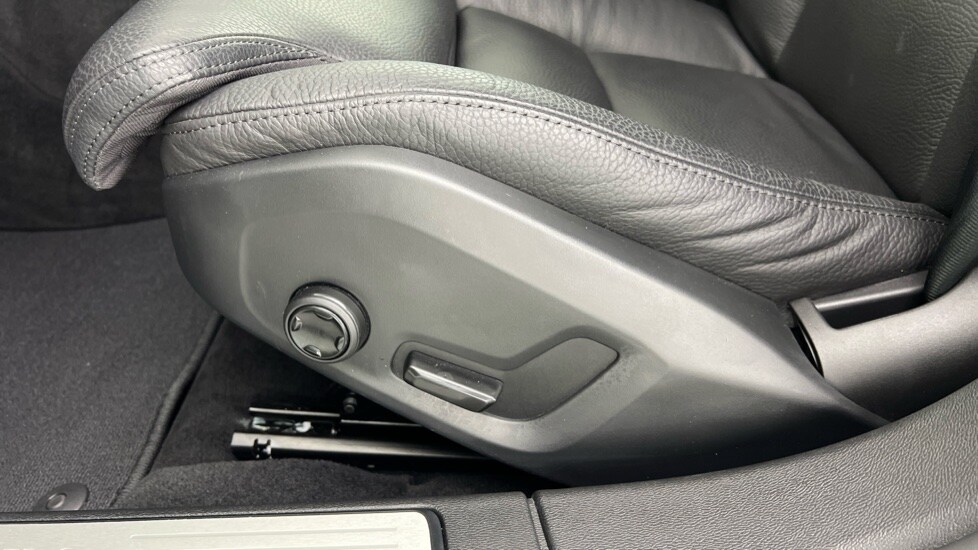 Used Volvo V60 2025 for sale - 77565438: Photo 60