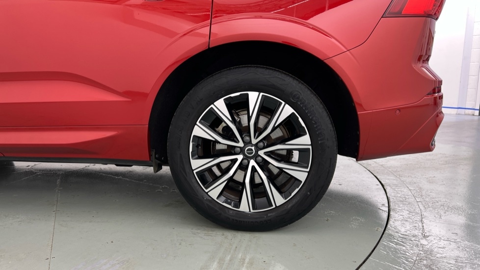 Used Volvo XC60 2023 for sale - 76130795: Photo 55