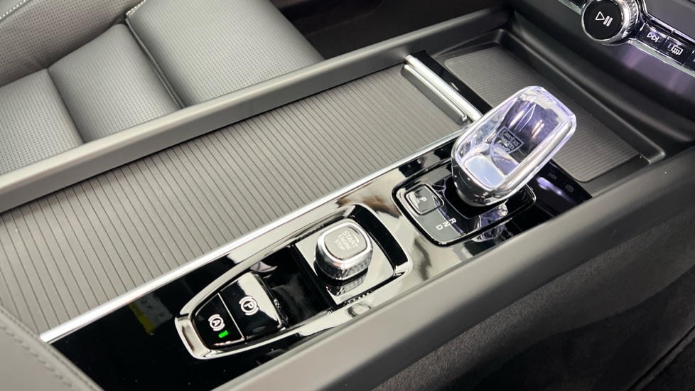 Used Volvo XC60 2026 for sale - 78074446: Photo 25