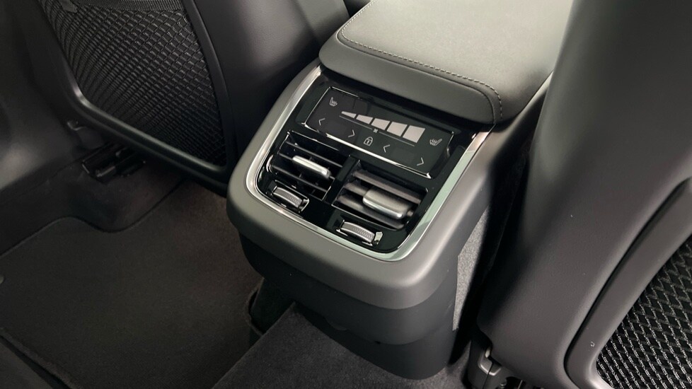 Used Volvo XC60 2026 for sale - 78074446: Photo 39