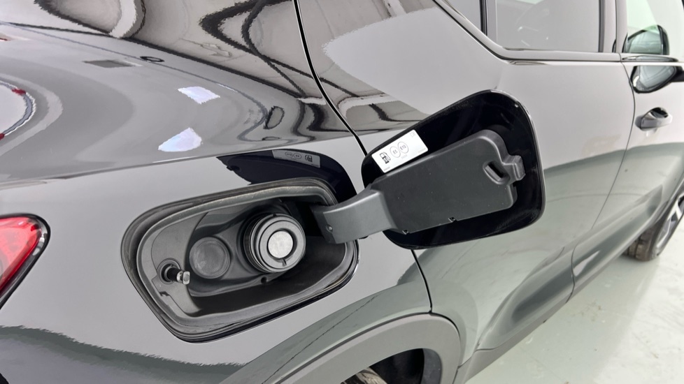 Used Volvo XC40 2024 for sale - 76942960: Photo 16