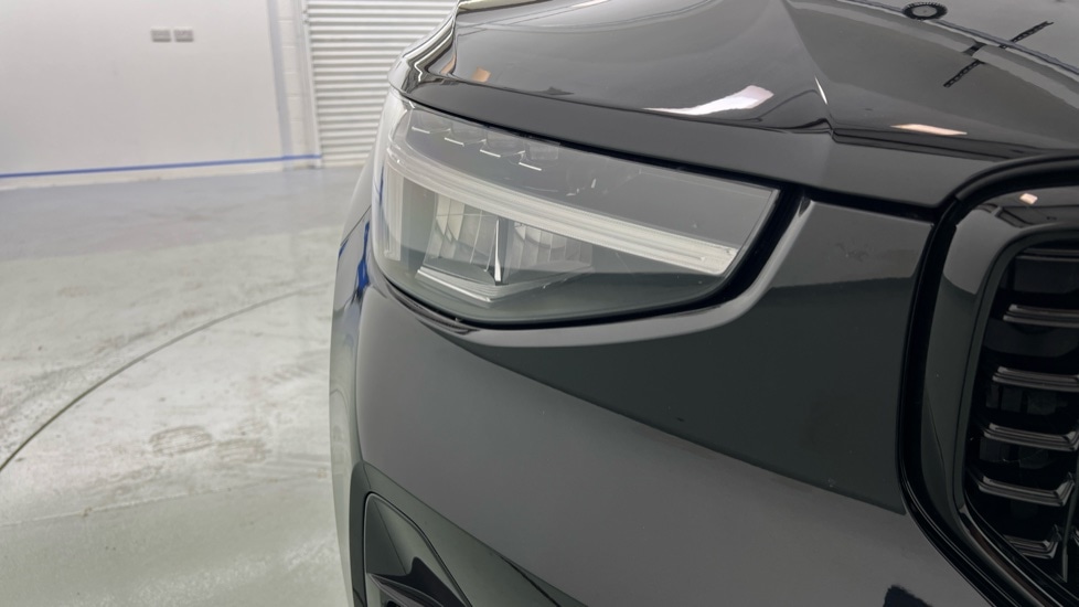 Used Volvo XC40 2024 for sale - 76942960: Photo 64