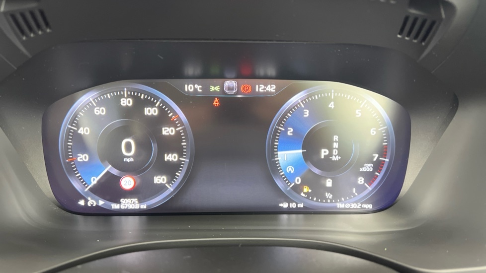 Used Volvo XC60 2020 for sale - 77606975: Photo 11