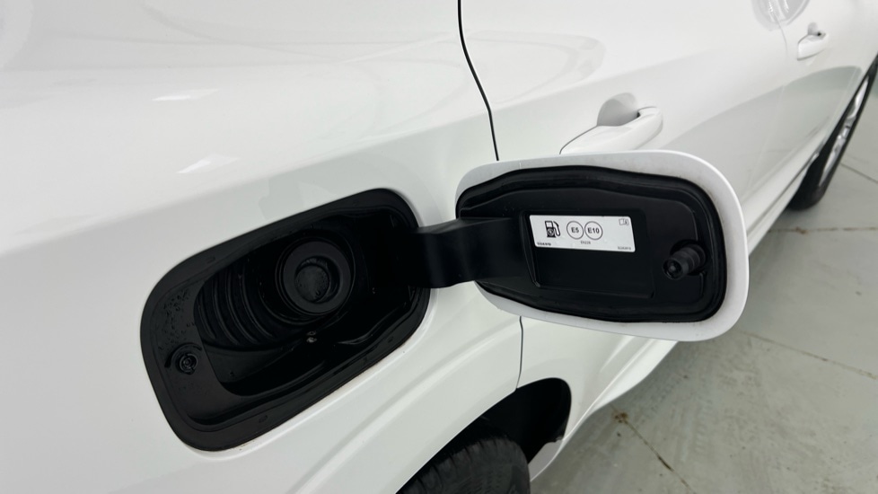 Used Volvo XC60 2020 for sale - 77606975: Photo 16