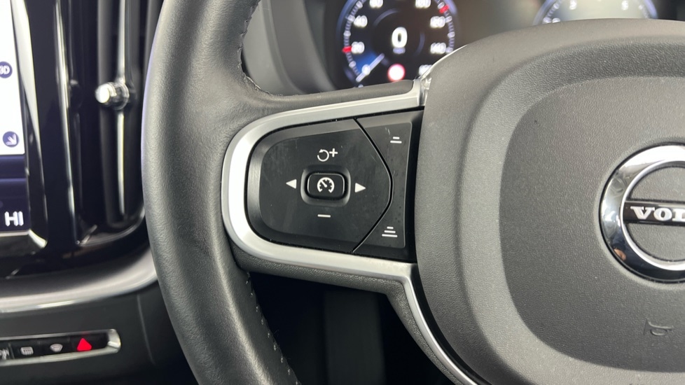 Used Volvo XC60 2020 for sale - 77606975: Photo 21