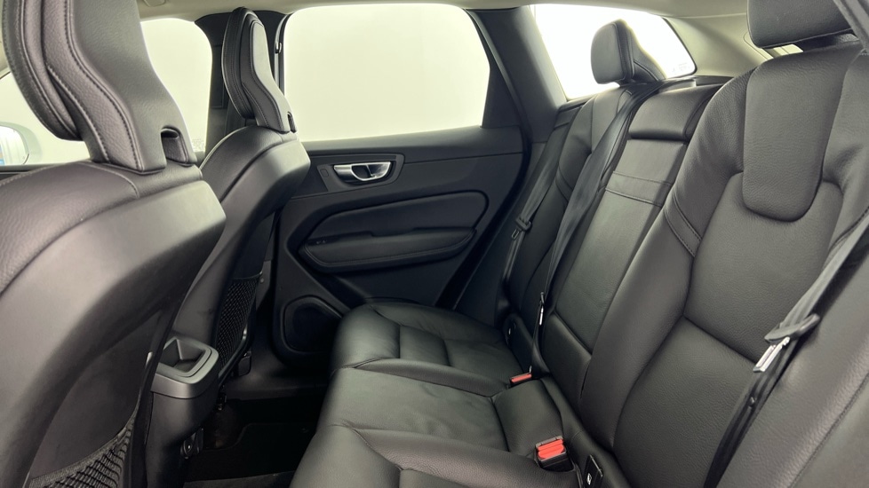 Used Volvo XC60 2020 for sale - 77606975: Photo 33