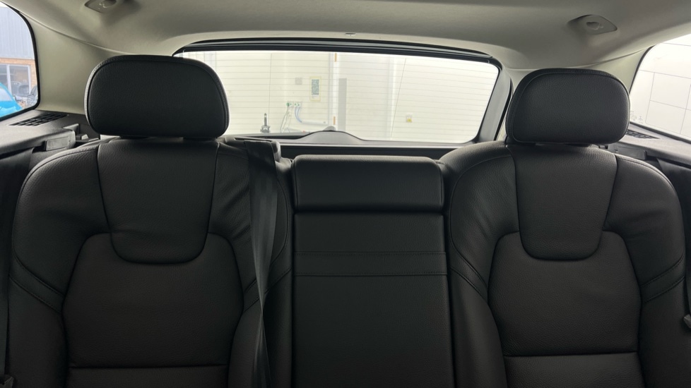 Used Volvo XC60 2020 for sale - 77606975: Photo 36