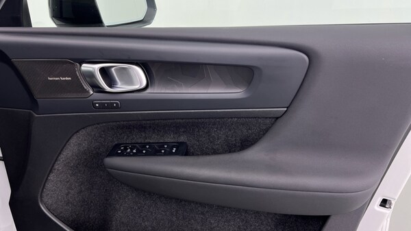 Used Volvo C40 2022 for sale - 76208852: Photo 28