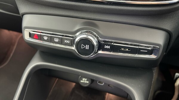 Used Volvo C40 2022 for sale - 76208852: Photo 47