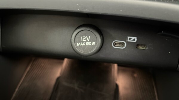 Used Volvo C40 2022 for sale - 76208852: Photo 48