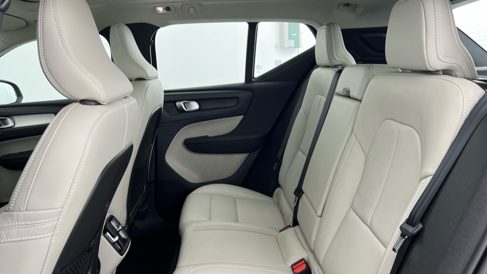 Used Volvo XC40 2020 for sale - 76104165: Photo 33