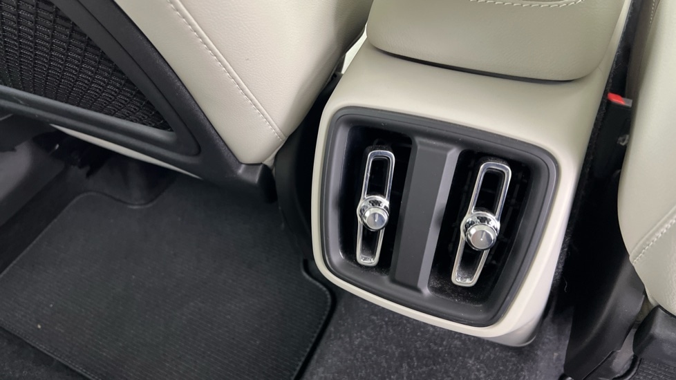 Used Volvo XC40 2020 for sale - 76104165: Photo 39
