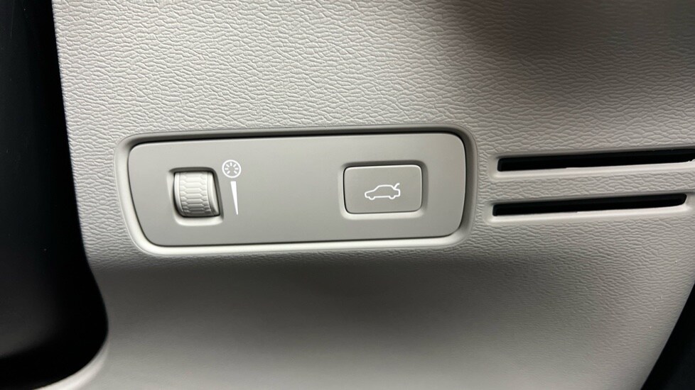 Used Volvo XC40 2020 for sale - 76104165: Photo 47