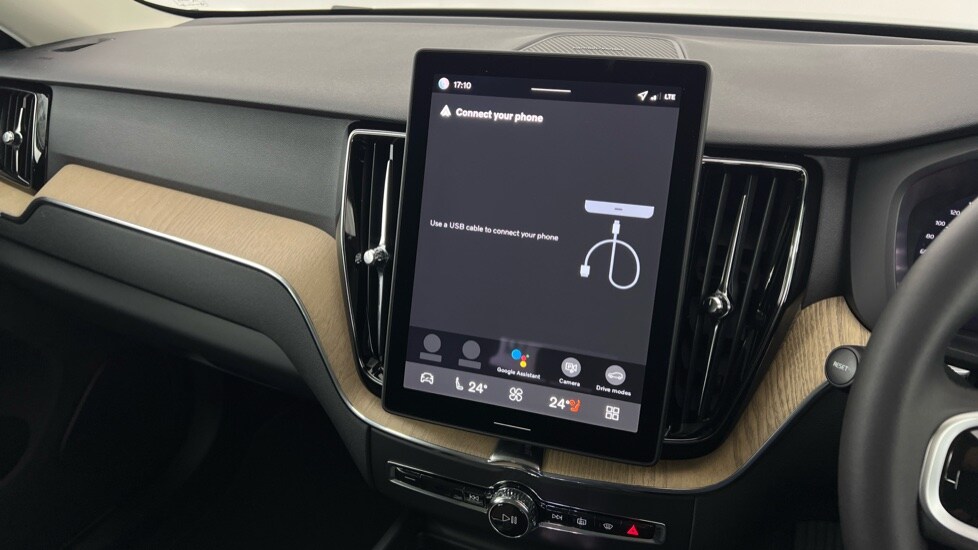 Used Volvo XC60 2026 for sale - 77717942: Photo 45