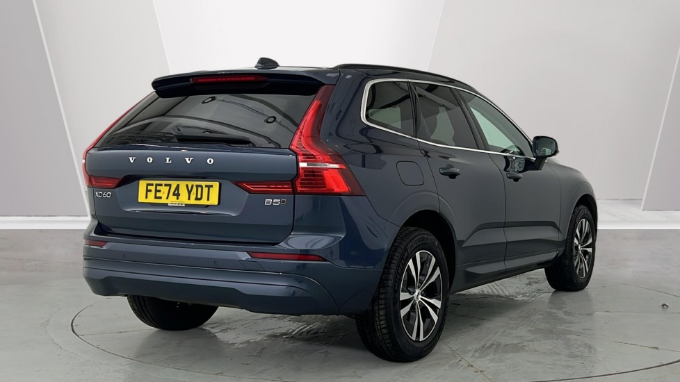 Used Volvo XC60 2024 for sale - 77826478: Photo 2
