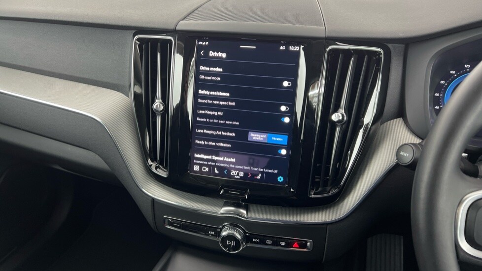 Used Volvo XC60 2024 for sale - 77826478: Photo 51