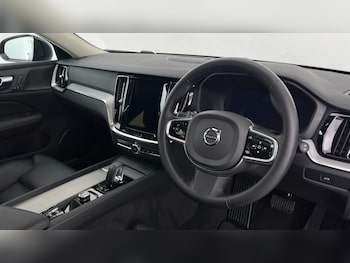 Used Volvo V60 2025 for sale - 77235519: Photo