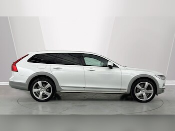 Used Volvo V90 2019 for sale - 78450214: Photo