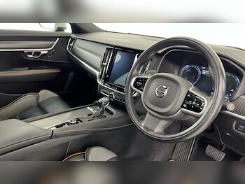 Used Volvo V90 2019 for sale - 78450214: Photo