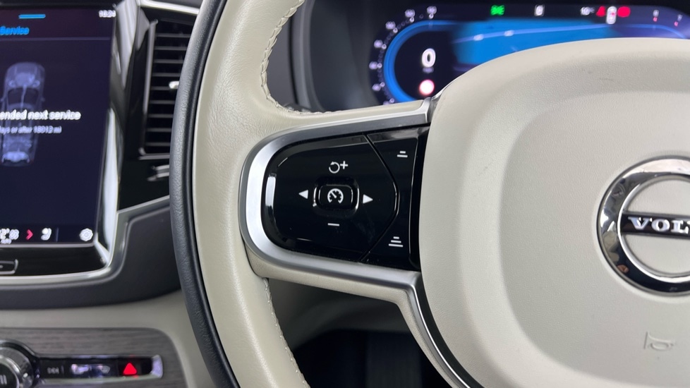 Used Volvo XC90 2024 for sale - 77018381: Photo 21