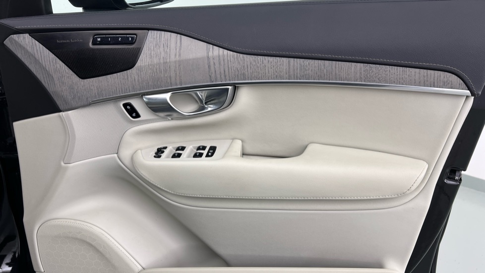 Used Volvo XC90 2024 for sale - 77018381: Photo 29