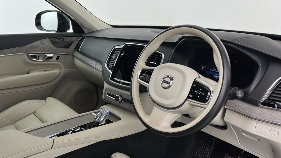 Used Volvo XC90 2024 for sale - 77018381: Photo 4