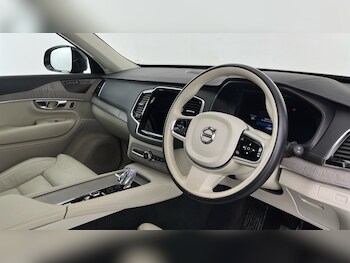 Used Volvo XC90 2024 for sale - 77018381: Photo