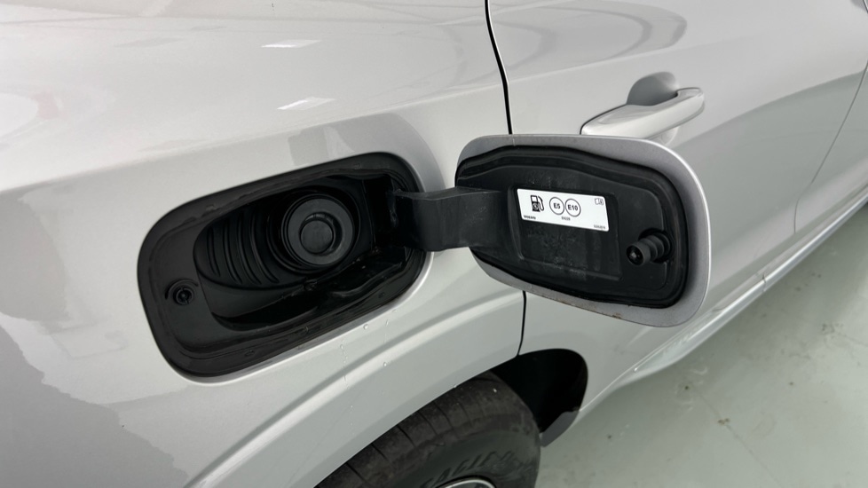 Used Volvo XC60 2023 for sale - 76191173: Photo 15