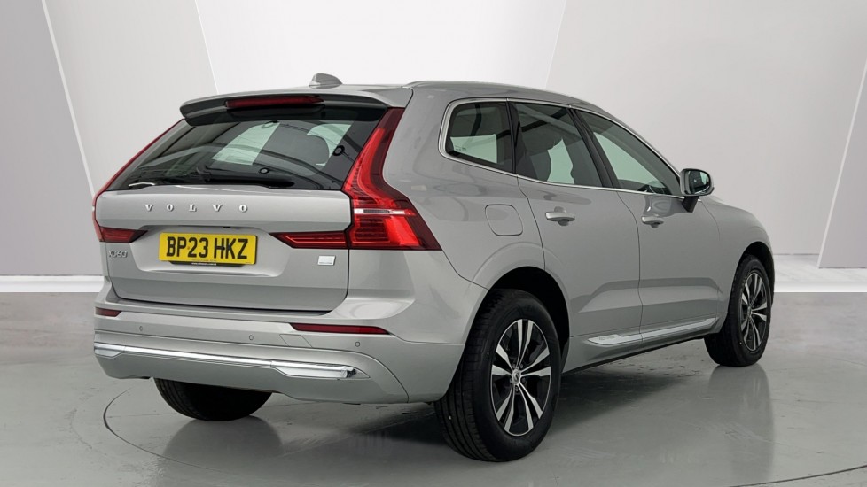 Used Volvo XC60 2023 for sale - 76191173: Photo 2