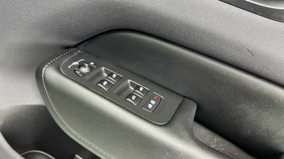 Used Volvo XC60 2023 for sale - 76191173: Photo 23