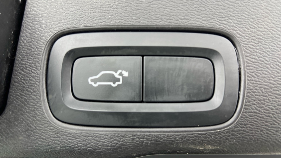 Used Volvo XC60 2023 for sale - 76191173: Photo 34