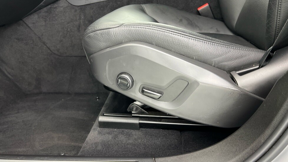 Used Volvo XC60 2023 for sale - 76191173: Photo 58