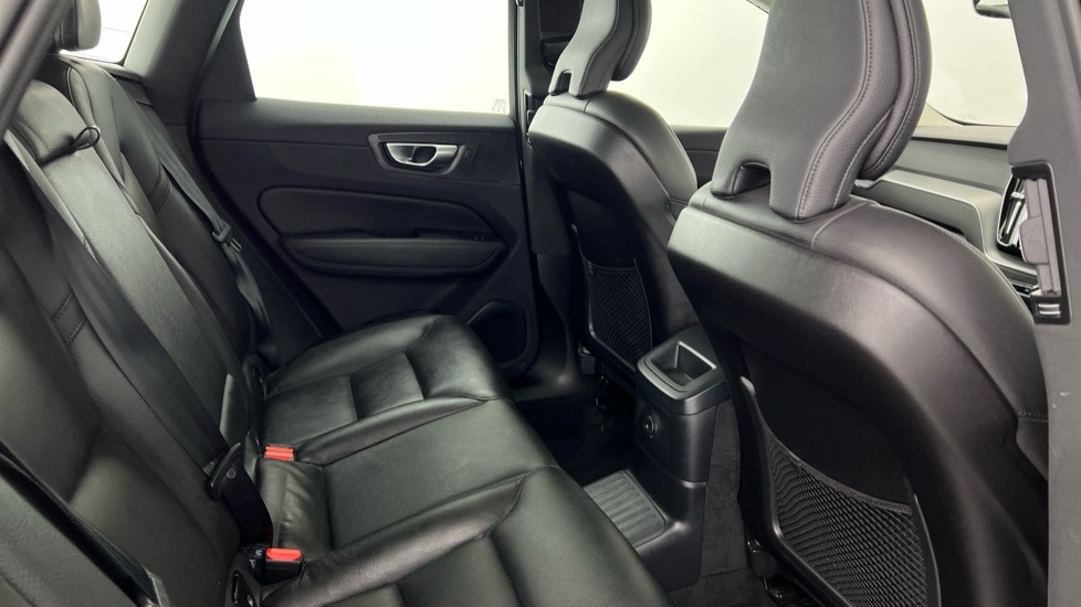 Used Volvo XC60 2023 for sale - 76191173: Photo 6