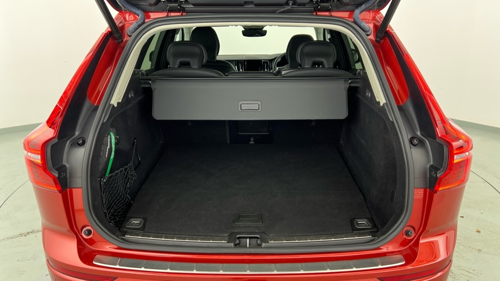 Used Volvo XC60 2023 for sale - 76826775: Photo 13