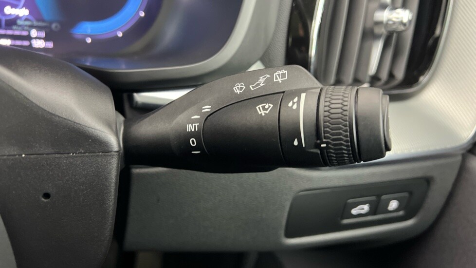 Used Volvo XC60 2023 for sale - 76826775: Photo 23