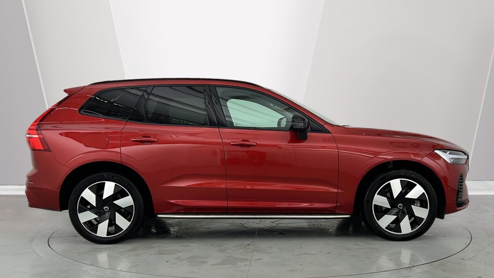 Used Volvo XC60 2023 for sale - 76826775: Photo 3