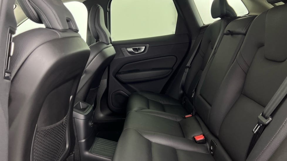 Used Volvo XC60 2023 for sale - 76826775: Photo 33