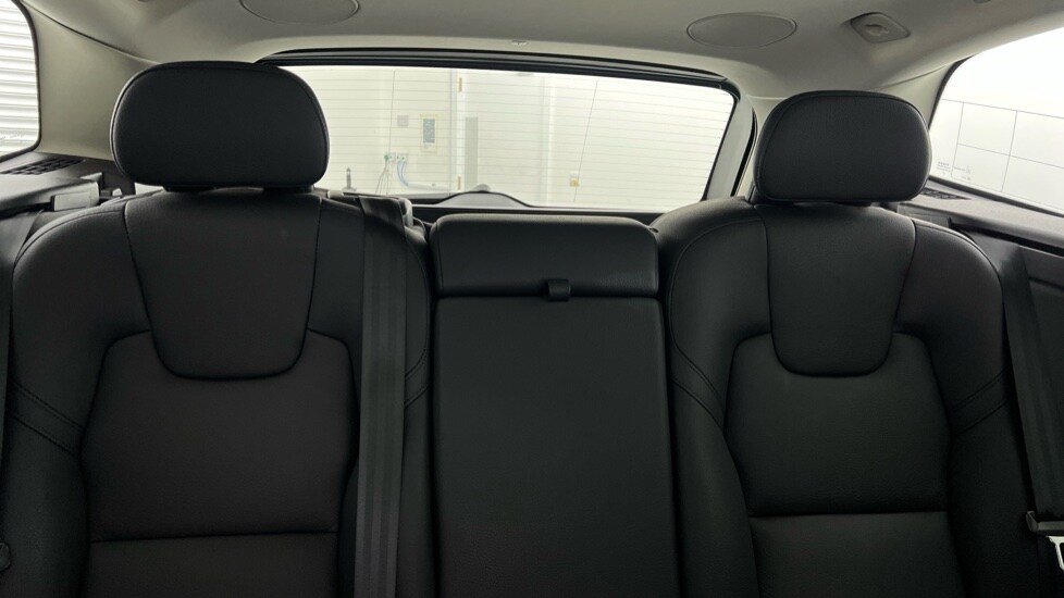 Used Volvo XC60 2023 for sale - 76826775: Photo 36